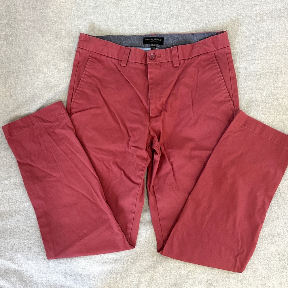 Banana Republic Men’s Coral Chinos Straight leg 32x32